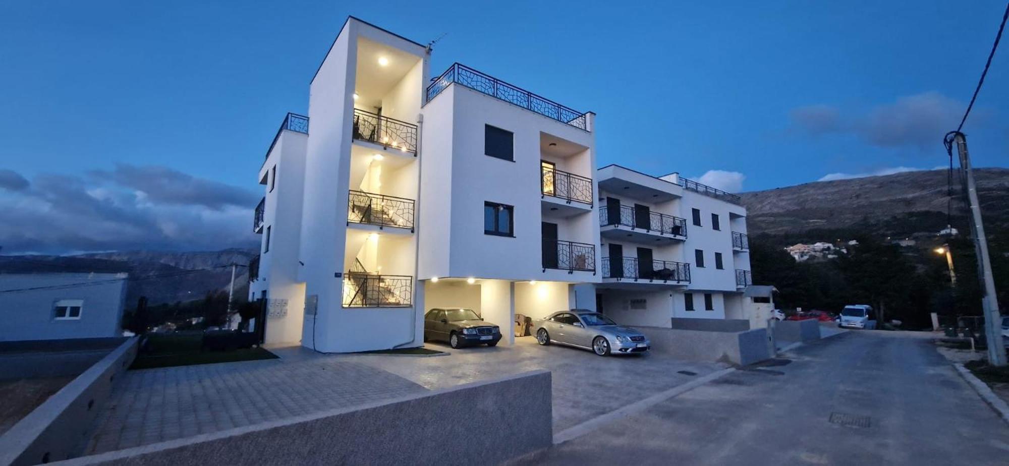Apartments L-A-M Podstrana Kültér fotó